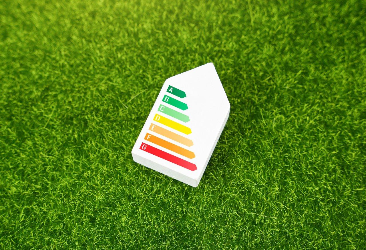 Comprendre l’étiquette énergétique d’un logement pour un achat éclairé