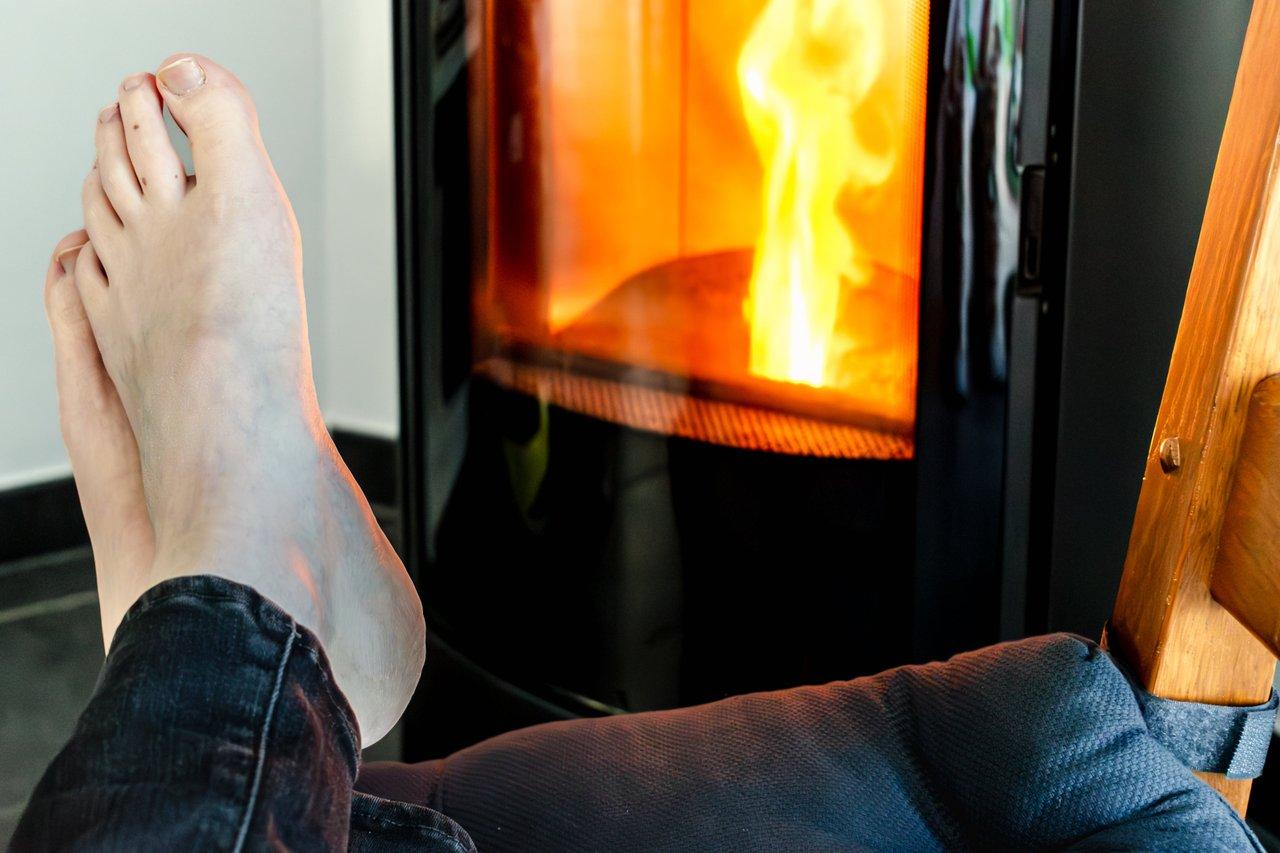 Consommation réelle d’un poêle à granulés 9 kW en maison RT2012 : analyse et optimisation