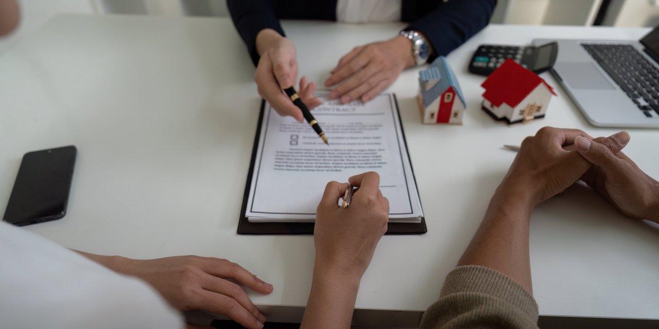 Déblocage des fonds immobiliers : comprendre le rôle clé du notaire