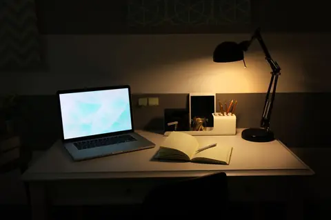 Télétravail et assurance habitation : bien couvrir son matériel et sa RC pro