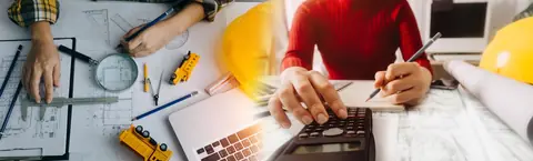 Deux collègues analysent données et plans, comparent budgets, crédits et travaux pour sécuriser un projet immobilier.