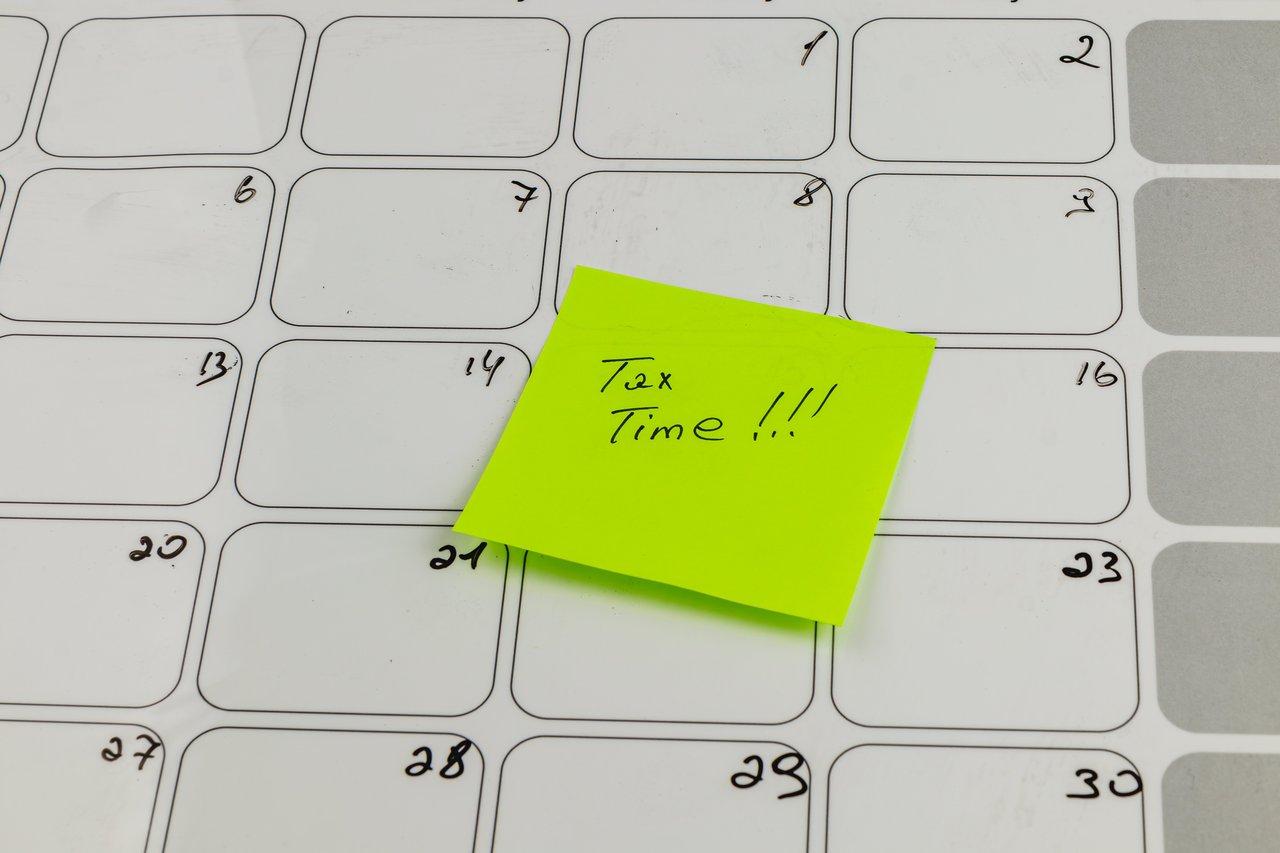 Calendrier fiscal annuel : date limite de paiement de la taxe foncière pour un appartement neuf de 70 m².