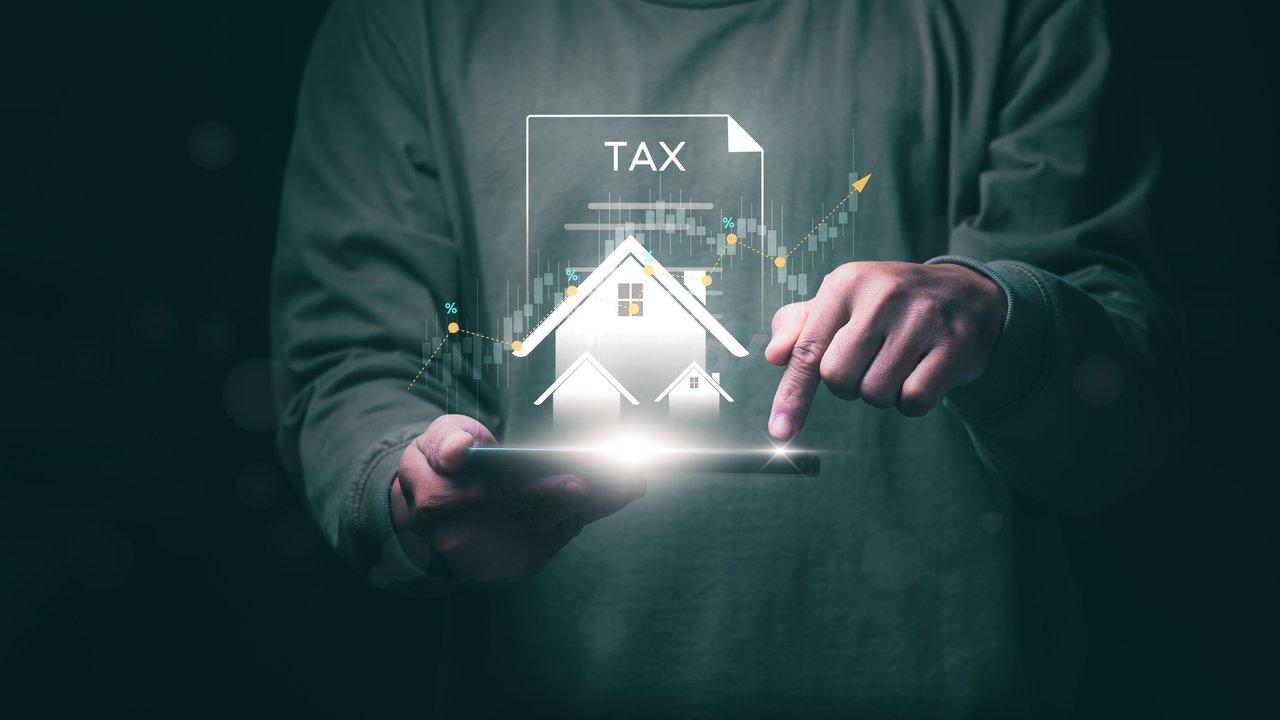 Diagramme illustrant le calcul de la taxe foncière d’un appartement neuf de 70 m² en zone urbaine.