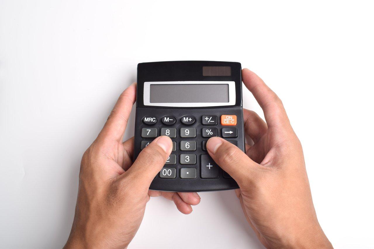 Interface de simulation en ligne du Prêt Action Logement 2026 avec formulaire de calcul en ligne pour évaluer votre montant.