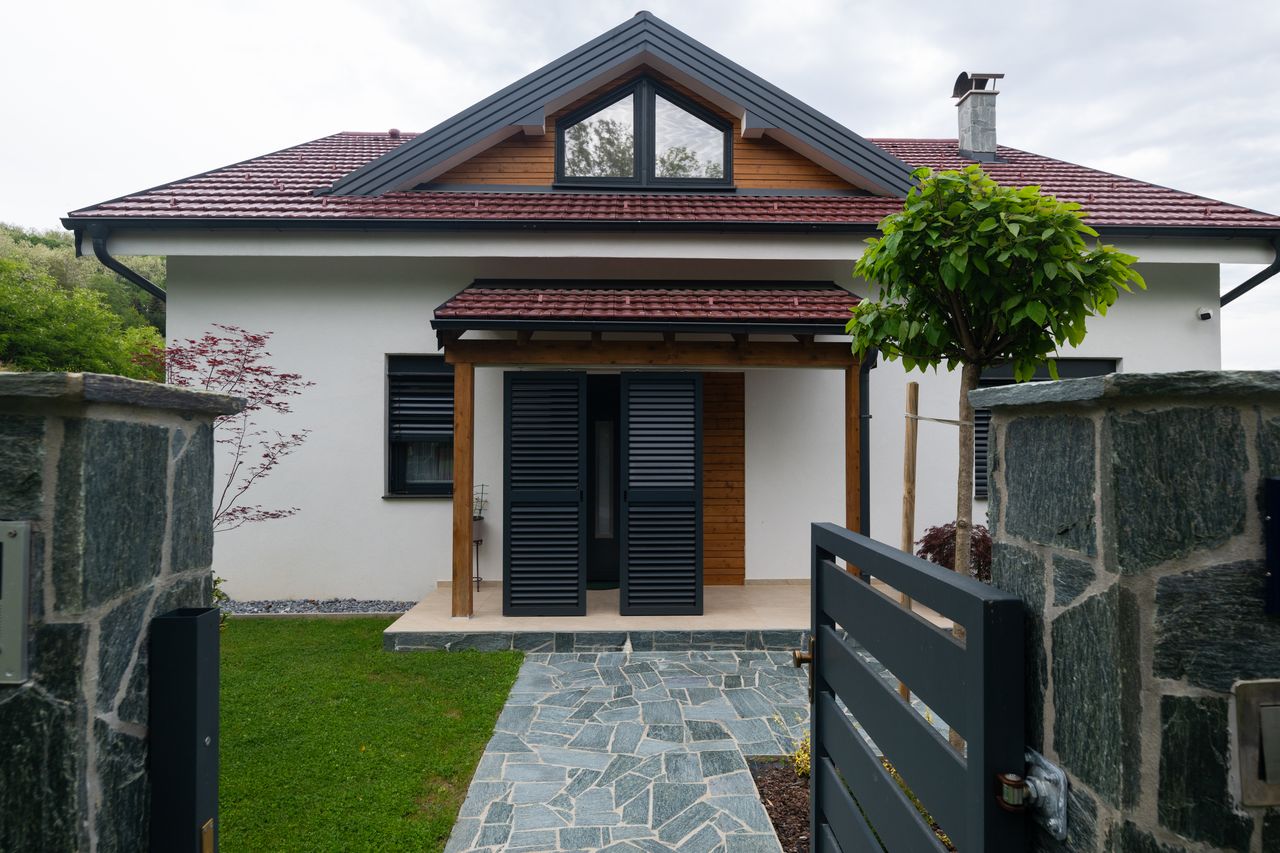 Checklist été 2026 : 12 points à vérifier pour votre maison et votre jardin