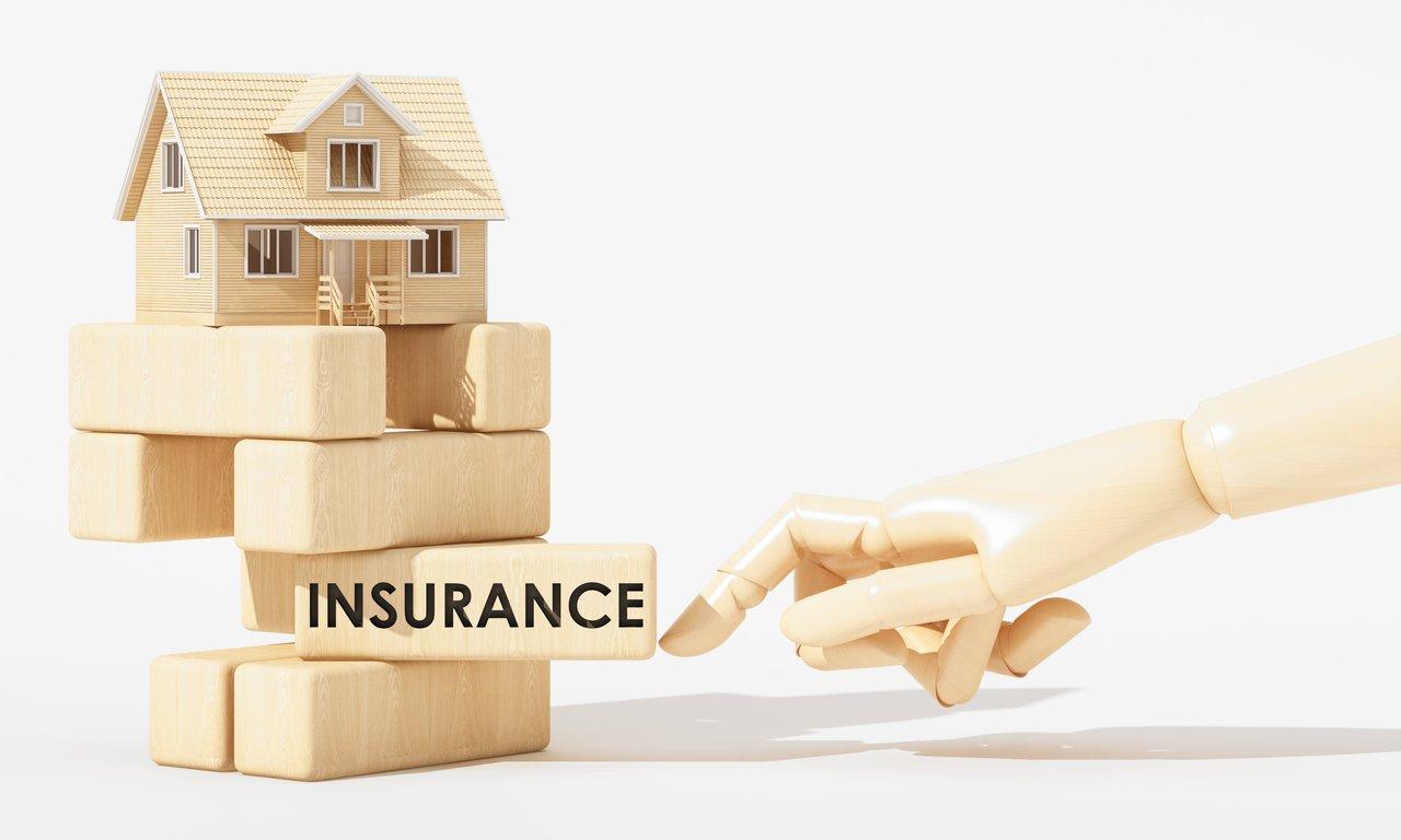 Tableau des exigences d'assurance habitation pour primo-accédants, illustrant la protection et la sécurité du logement.